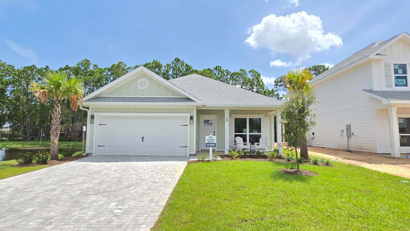 Casas nuevas en Miramar Beach