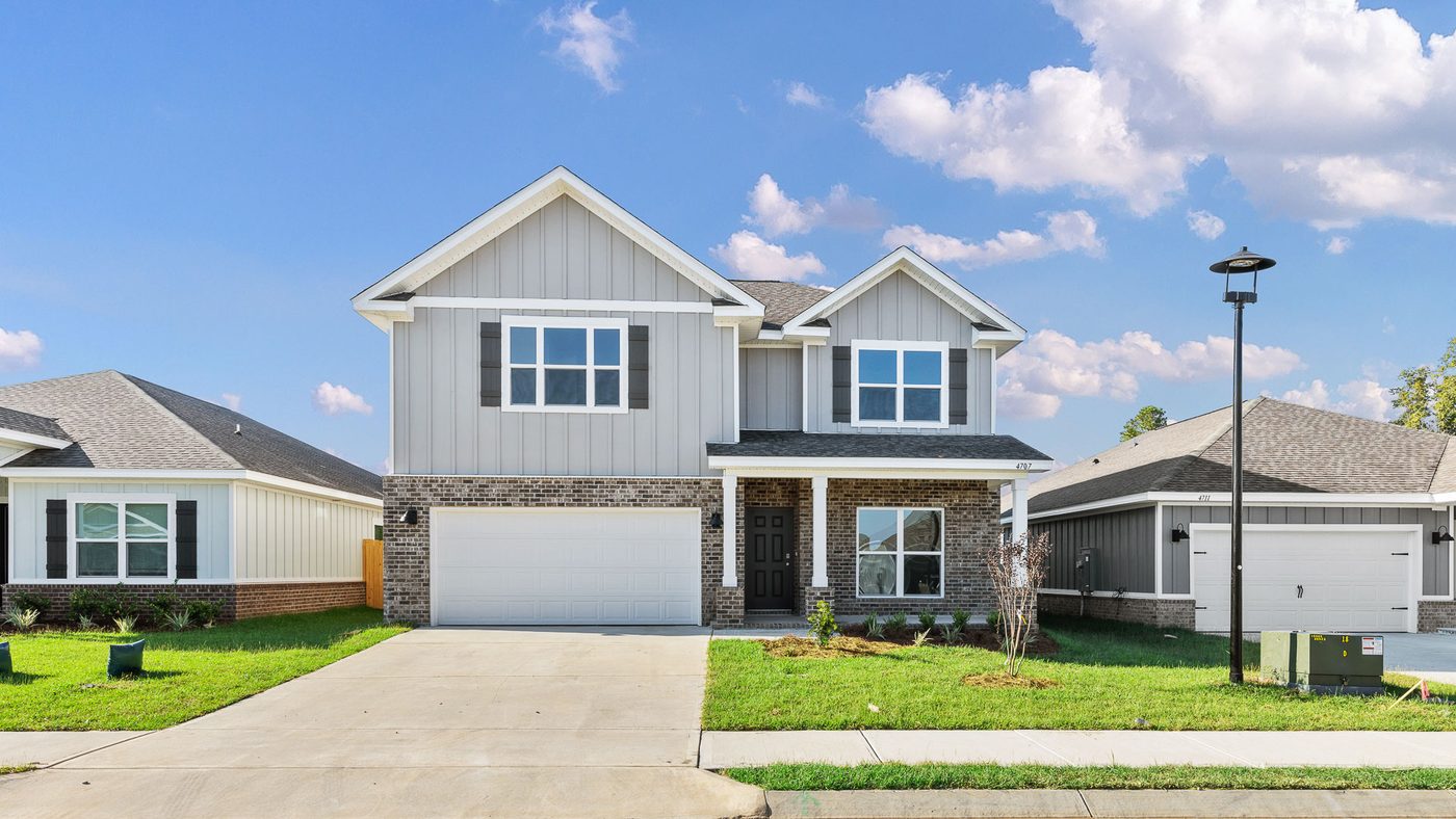 New homes in Pace
